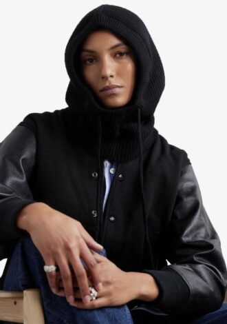 Klosters Hood Black