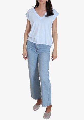 Easy V Neck Tee In Light Chambray