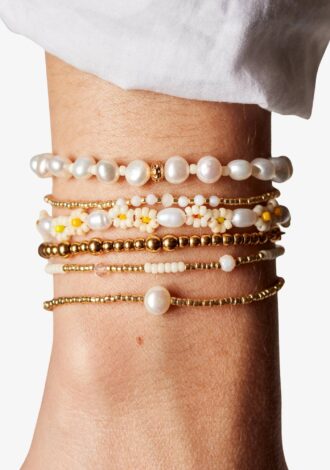 Daisy Flower Bracelet