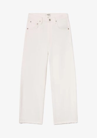 Low Curve Fray White