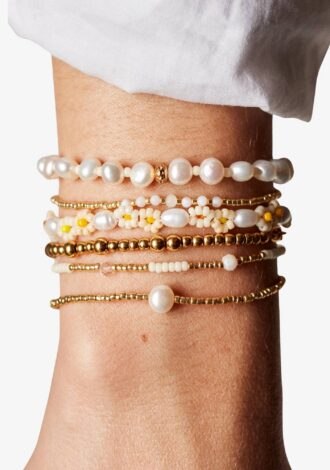 Stellar Pearly Bracelet