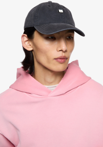 Face Stud Cap