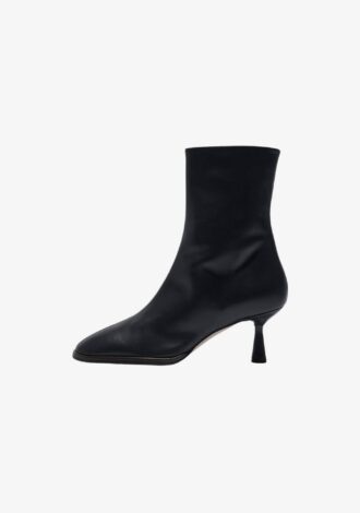 Dorothy Leather Ankle Boots